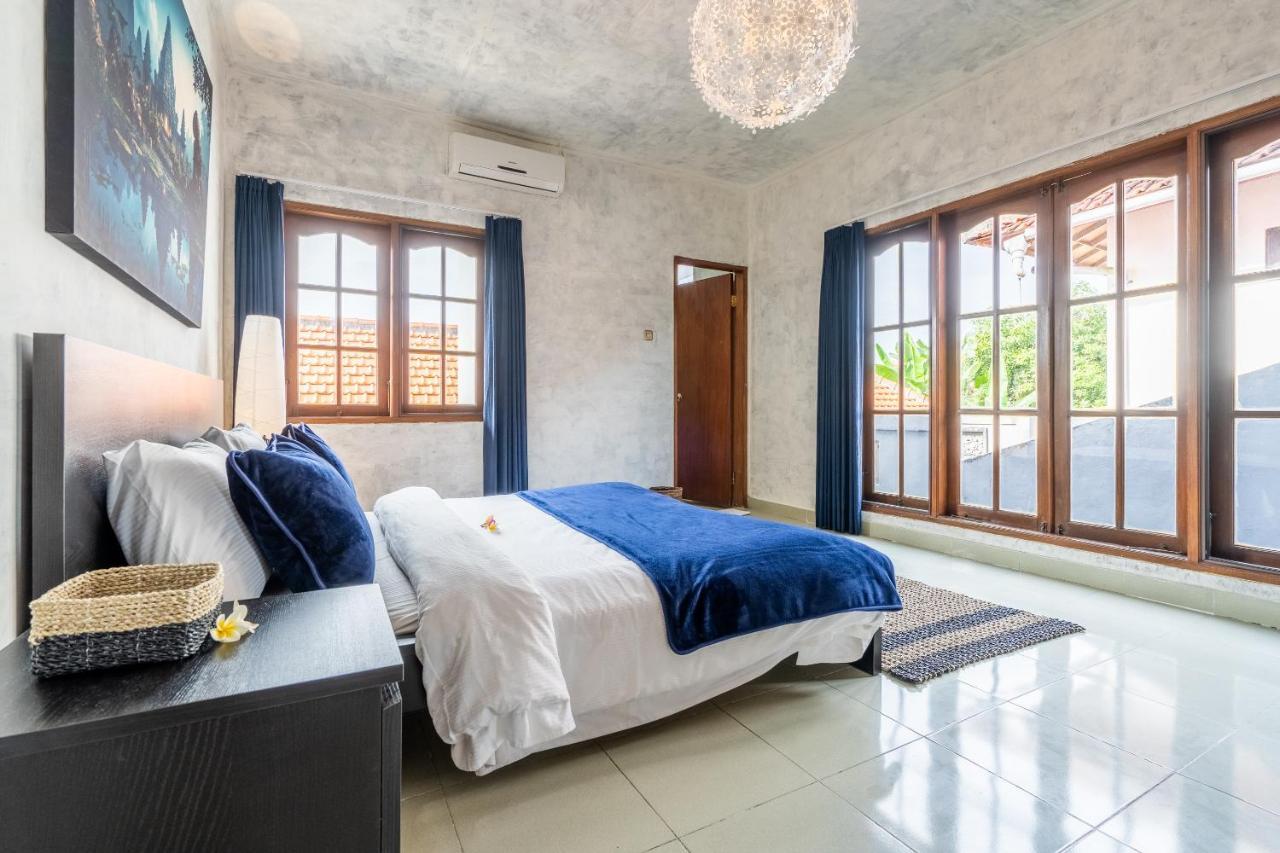 Inari Villa Nusa Dua Нуса Дуа Екстериор снимка